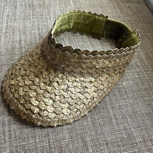 Woven women’s visor